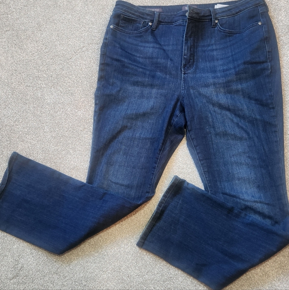 NYDJ mini boot jeans